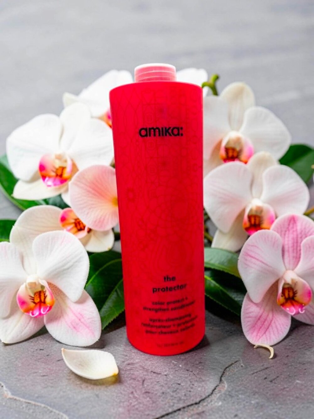 Amika The Protector Color Protect Strengthen Conditioner 33.8 oz
